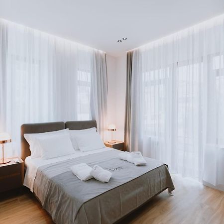 Dyrmo Hotel Berat Zewnętrze zdjęcie