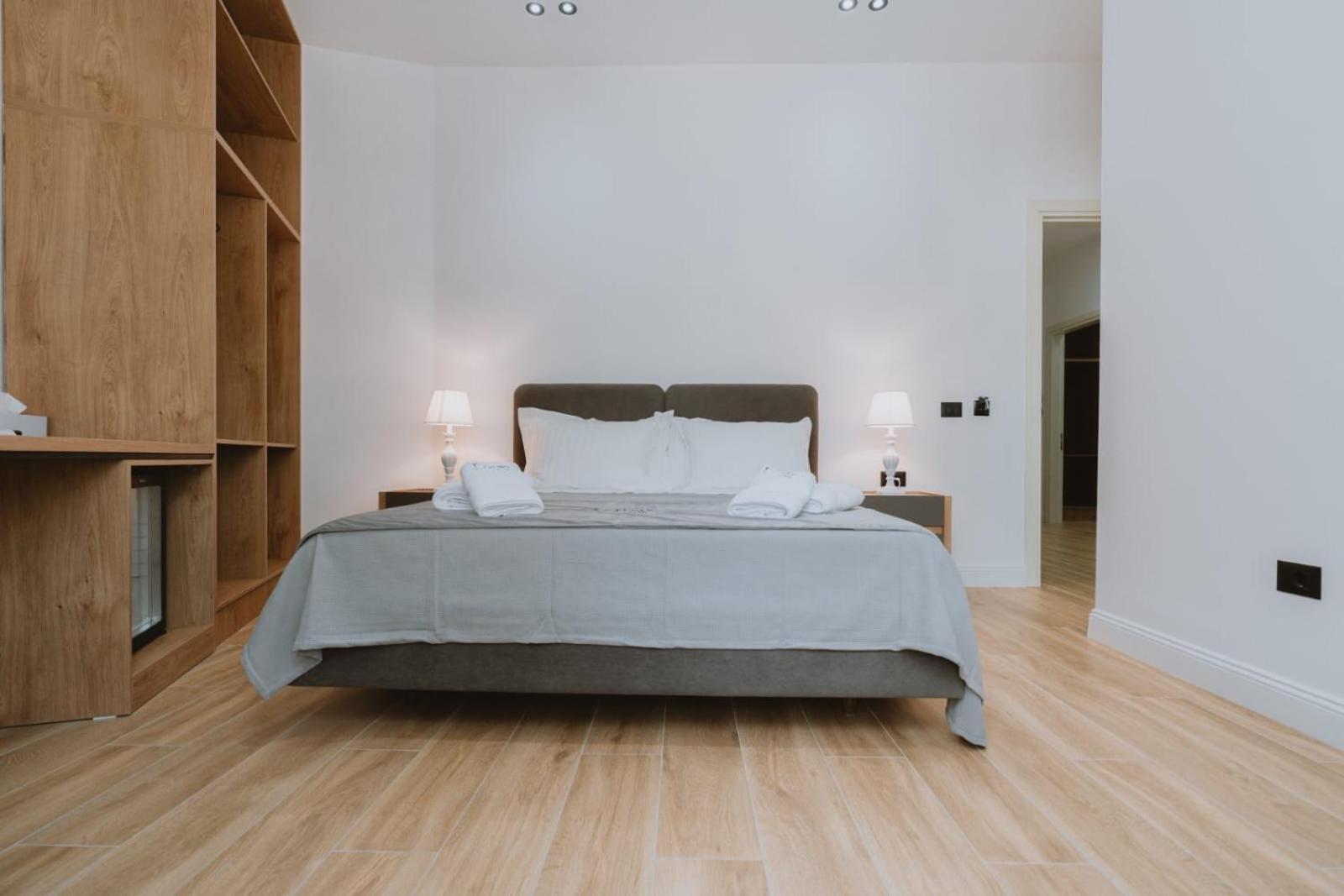 Dyrmo Hotel Berat Zewnętrze zdjęcie