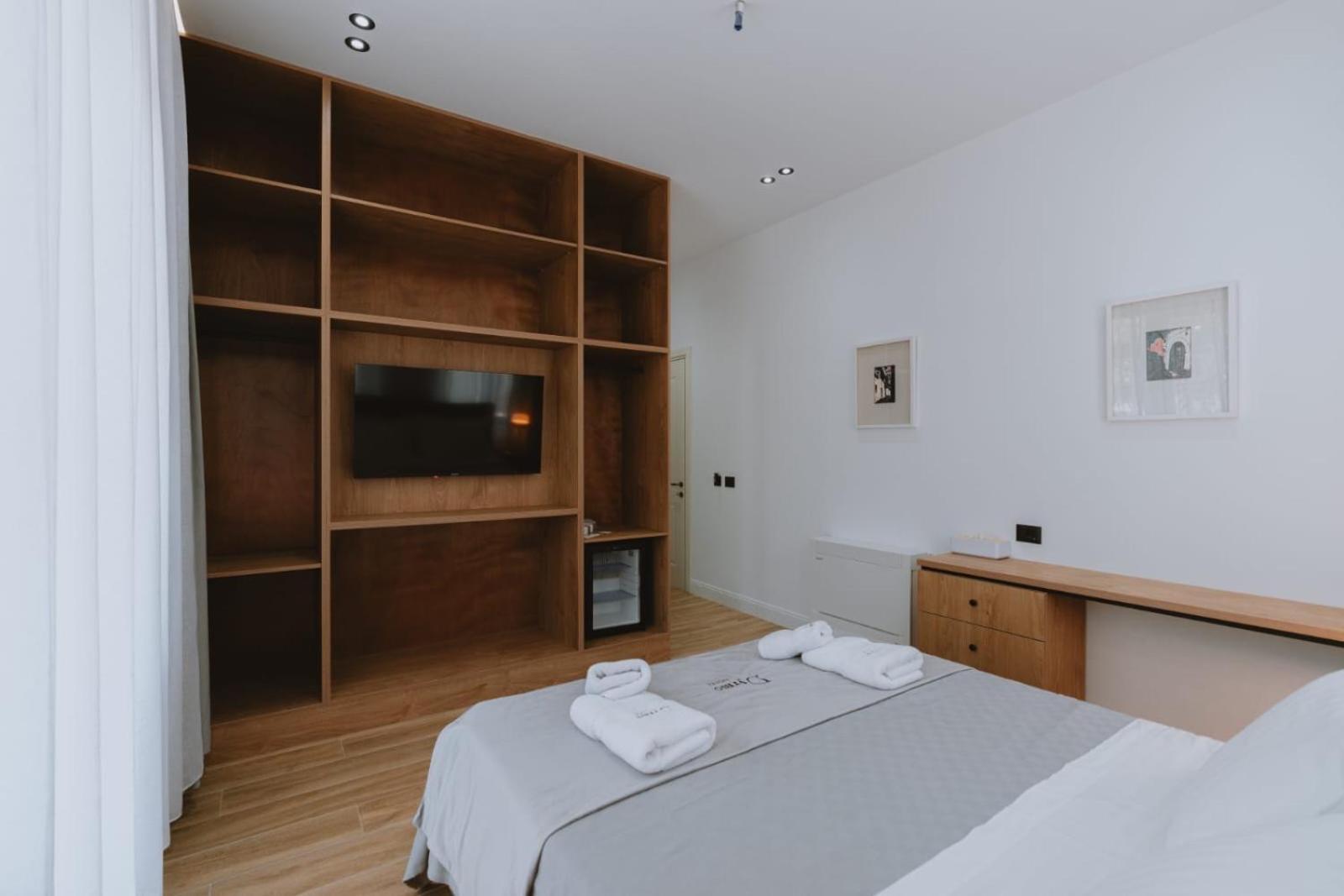 Dyrmo Hotel Berat Zewnętrze zdjęcie